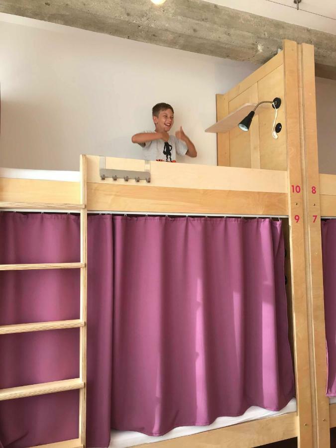 Cmyk Usti Nad Labem Hostel Luaran gambar